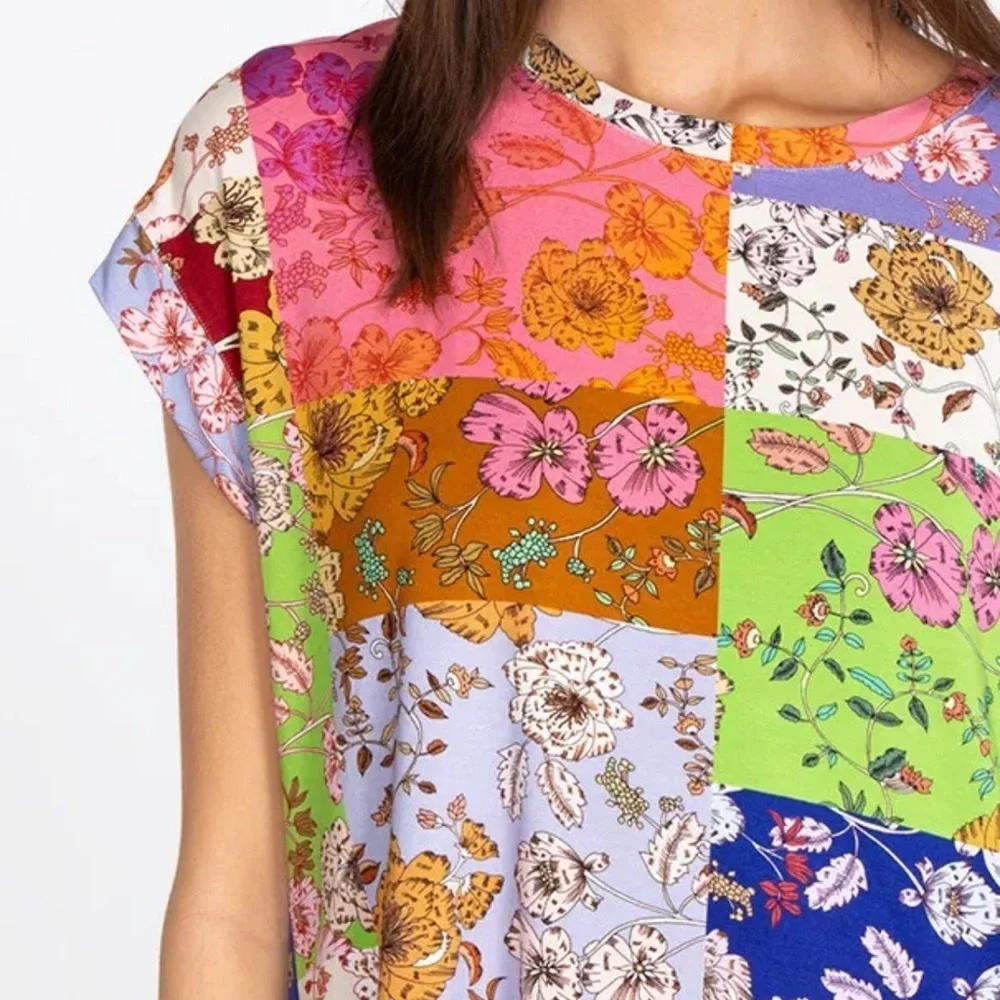 Johnny Was colorful short sleeve top size XS_2